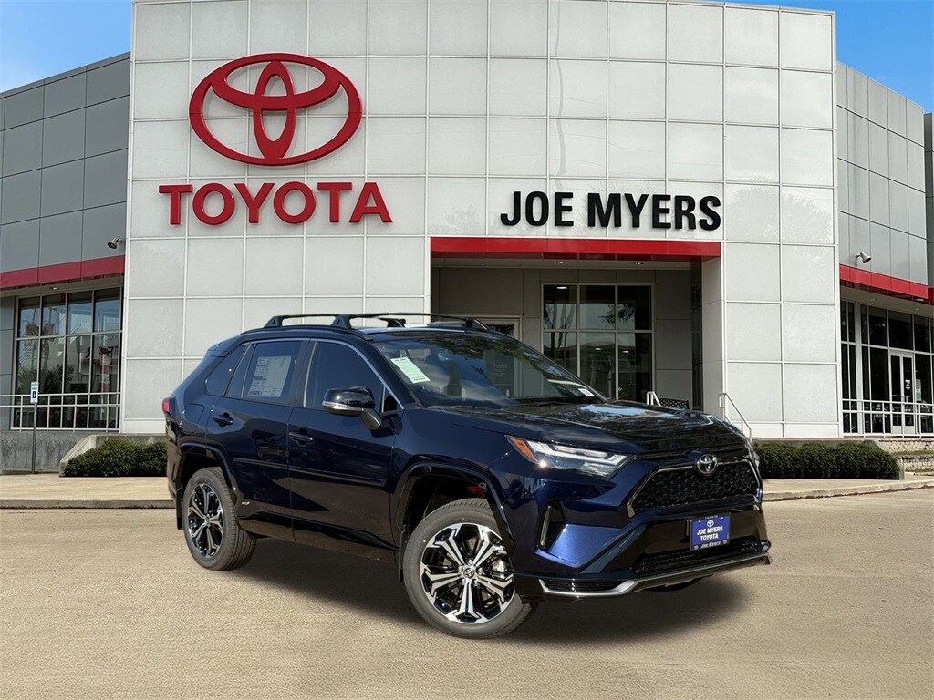 2025 Toyota RAV4 Hybrid XSE photo 2