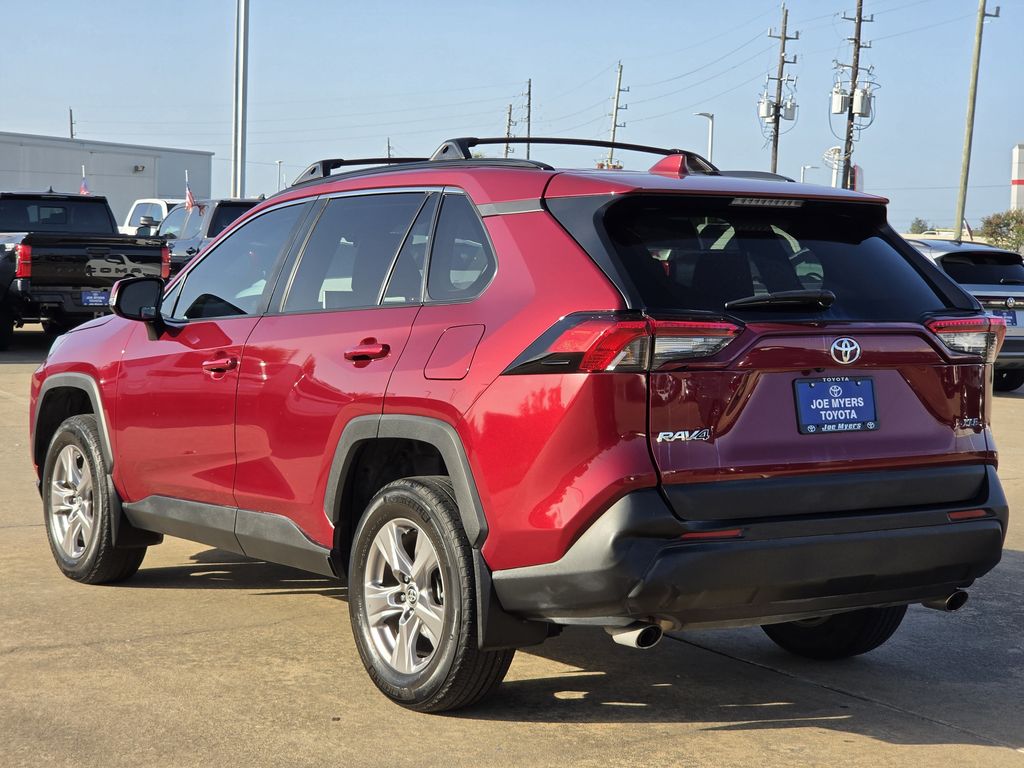 Used 2023 Pearl Toyota XLE image 7