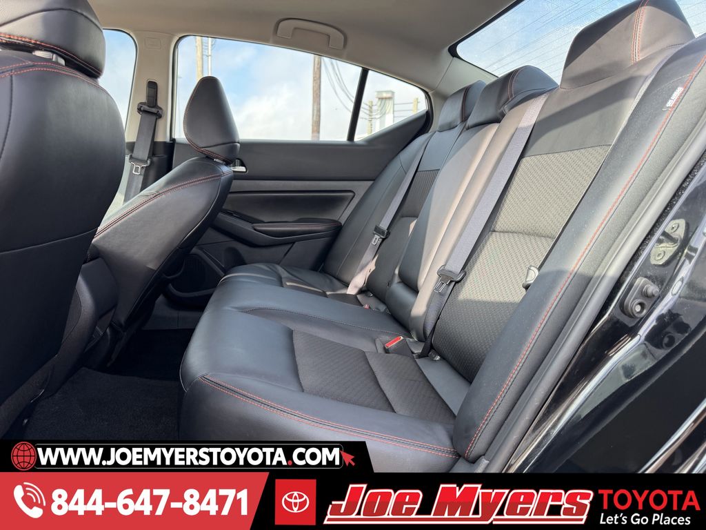 Used 2025 Super Black Clearcoat Nissan 2.5 SR image 29