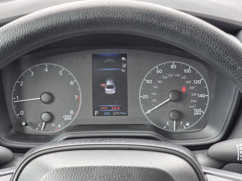Used 2025 Ice Toyota LE image 15