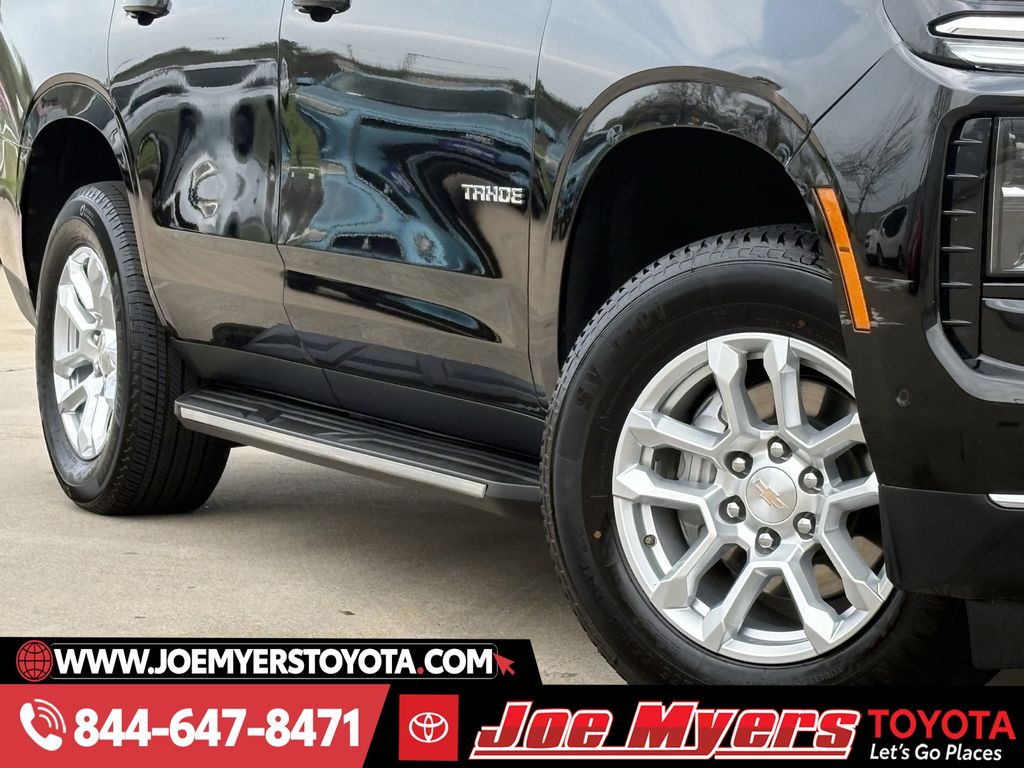 Used 2025 Black Chevrolet LT image 12