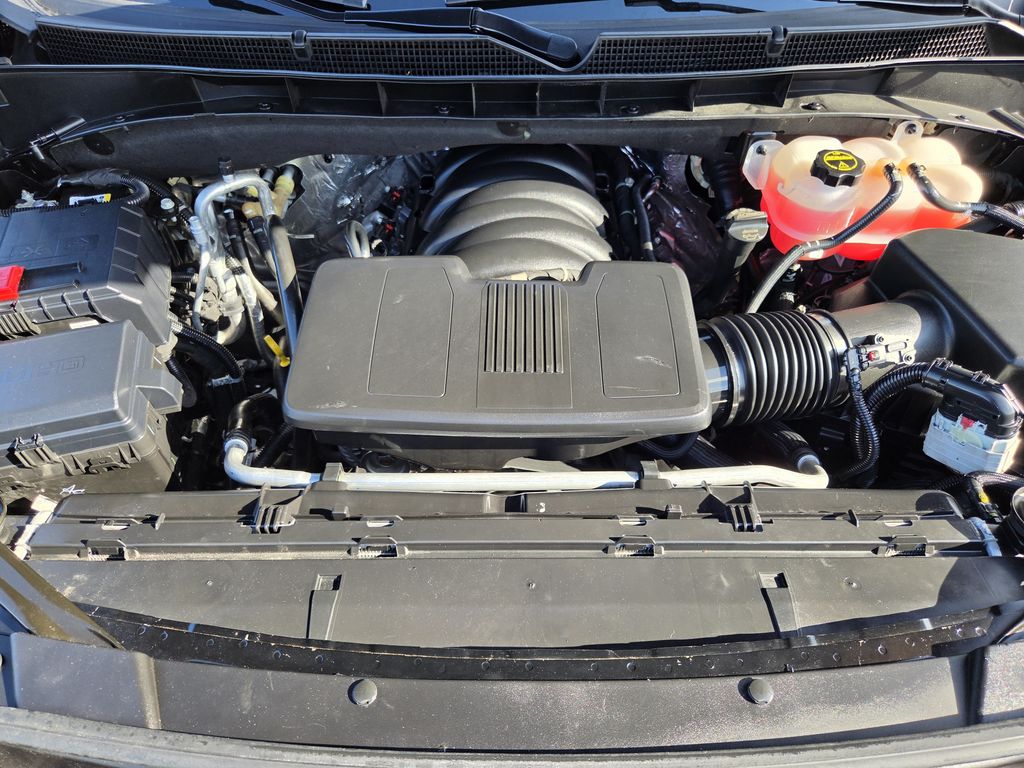 Used 2025 Onyx Black GMC Denali image 30
