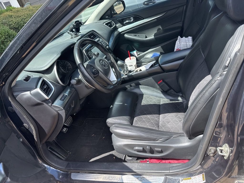Used 2017 Nissan Maxima SR Sedan