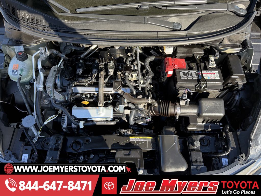 Used 2025 Gun Metallic Nissan 1.6 SV image 28