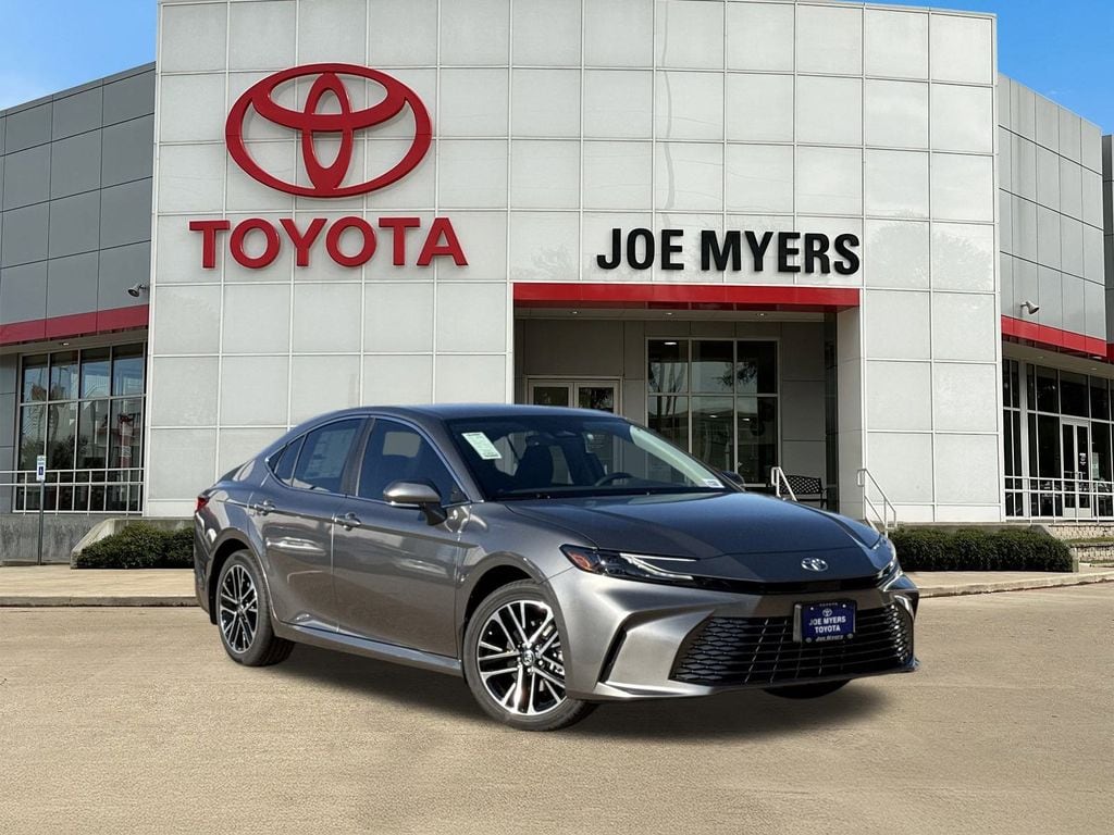 New 2026 Toyota Camry XLE Sedan
