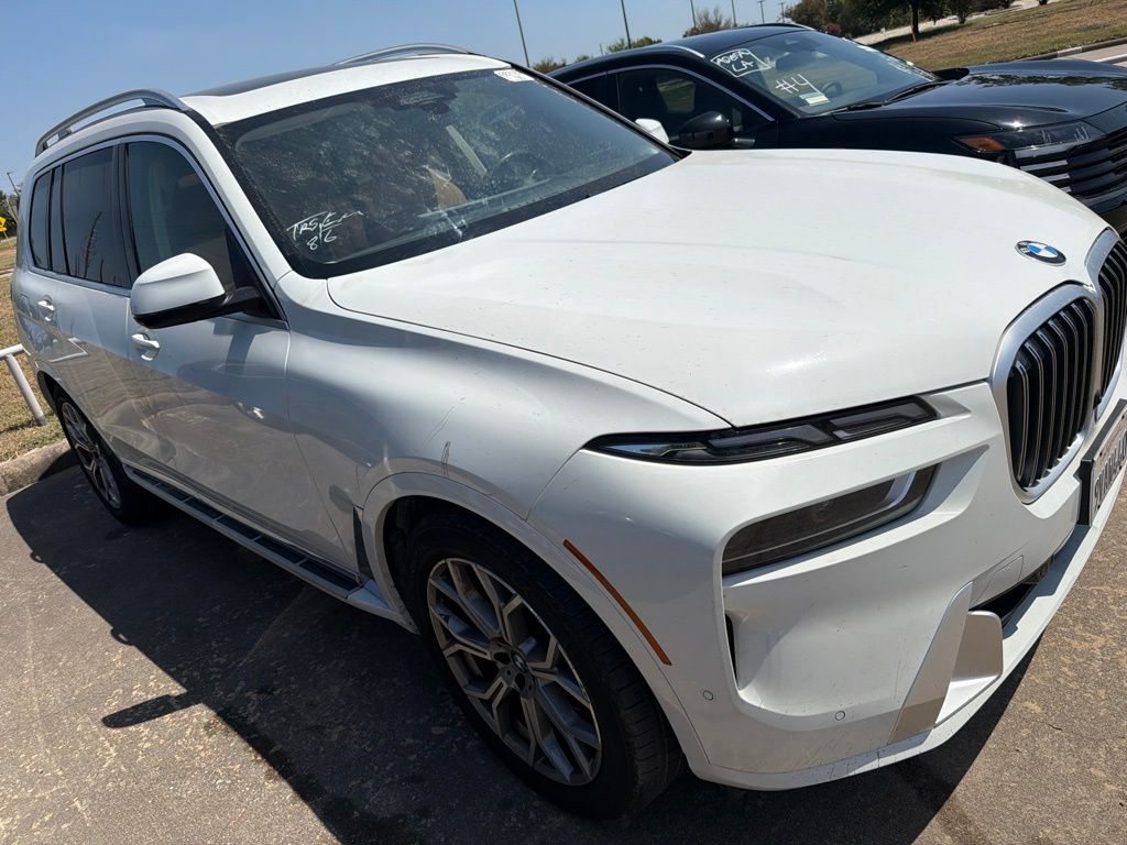 Used 2026 Alpine White BMW xDrive40i image 6