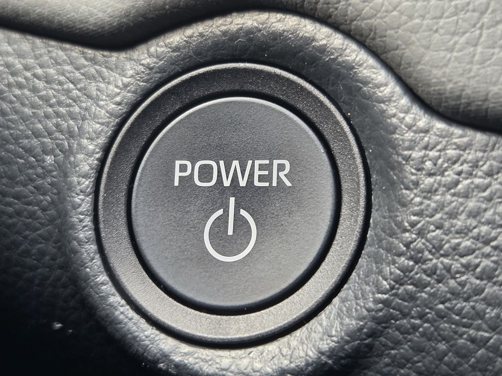 Used 2026 Meteor Toyota XLE Premium image 22