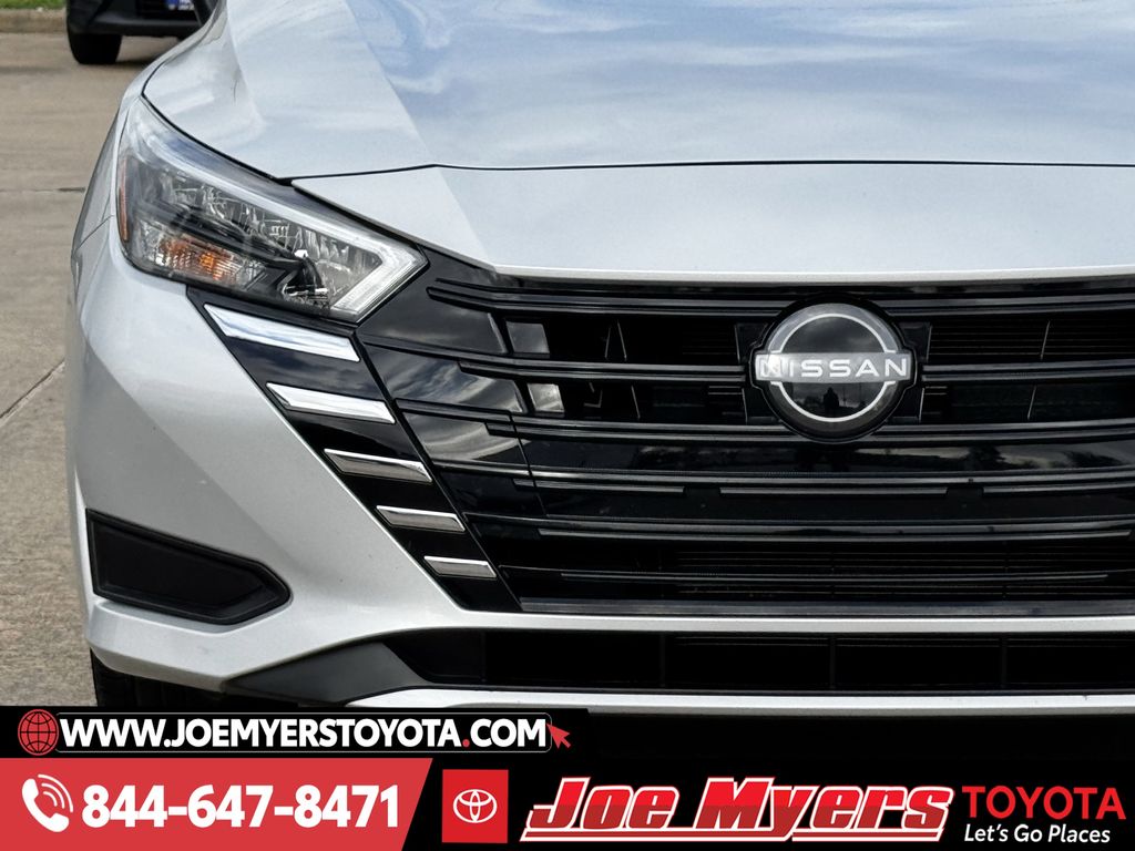 Used 2025 Brilliant Silver Metallic Nissan 1.6 SV image 5