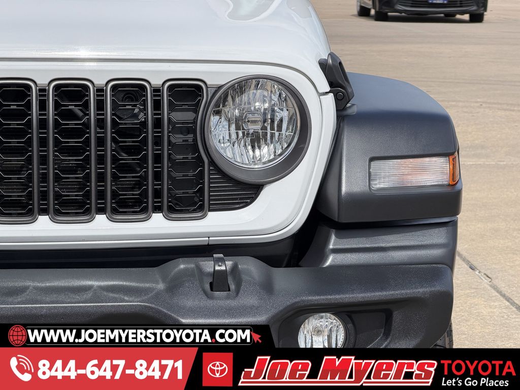 Used 2024 Bright White Clearcoat Jeep Sport S image 4
