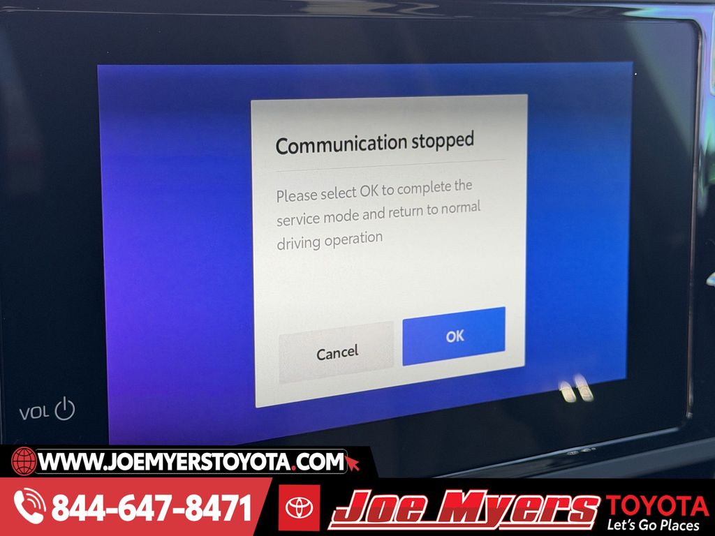 New 2026 Midnight Black Toyota SR5 image 16