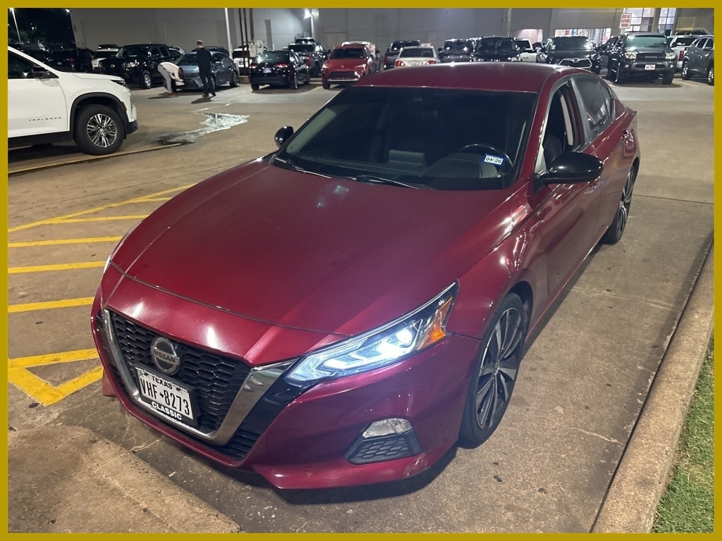 2020 Nissan Altima SR