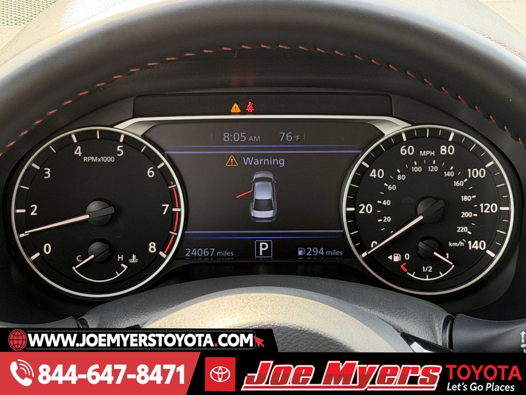 Used 2025 Super Black Clearcoat Nissan 2.5 SR image 16