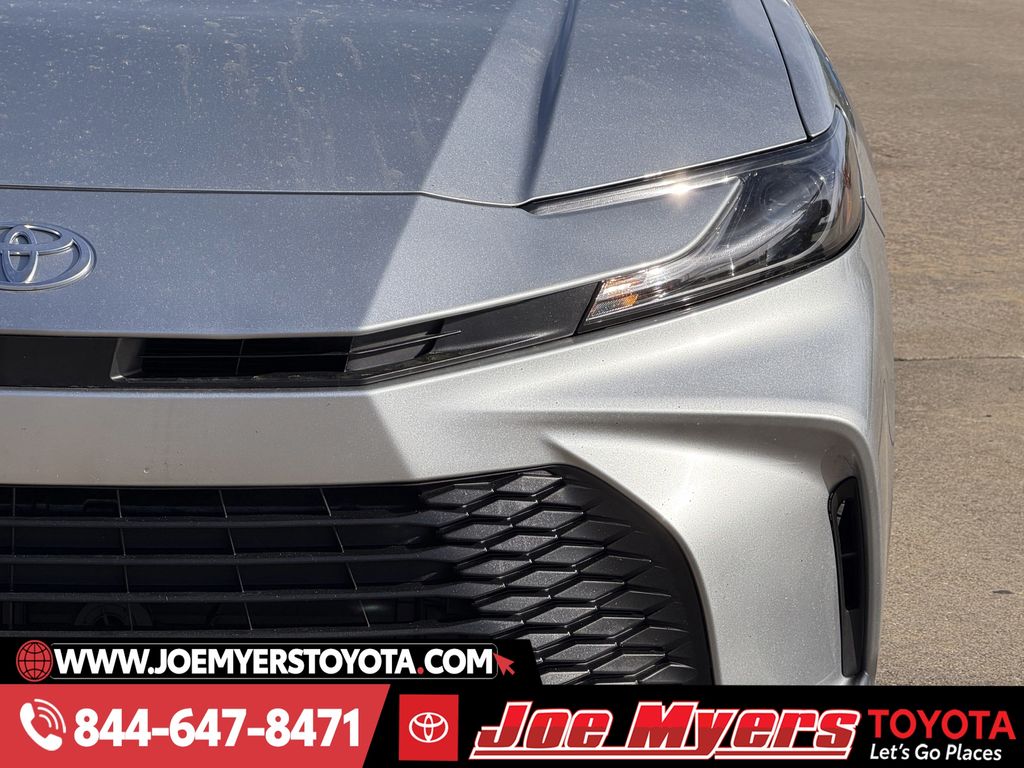 Used 2025 Celestial Silver Metallic Toyota LE image 4