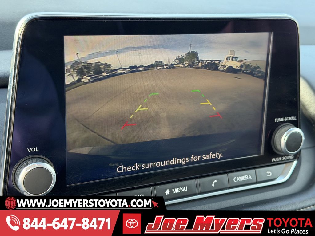 Used 2025 Super Black Nissan SV image 18