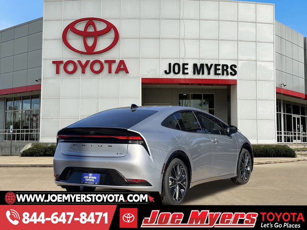 New 2026 Cutting Edge Toyota XLE image 5