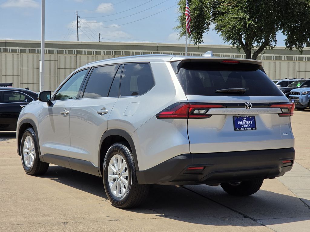 Used 2025 Celestial Silver Metallic Toyota XLE image 7