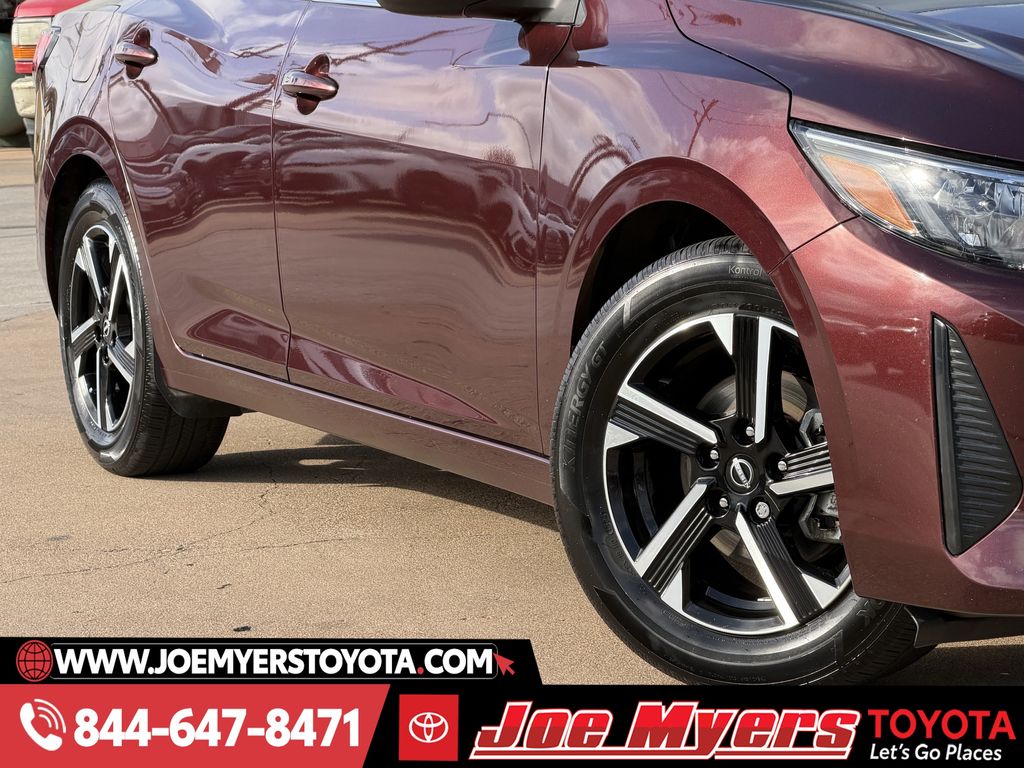 Used 2025 Rosewood Metallic Nissan SV image 11