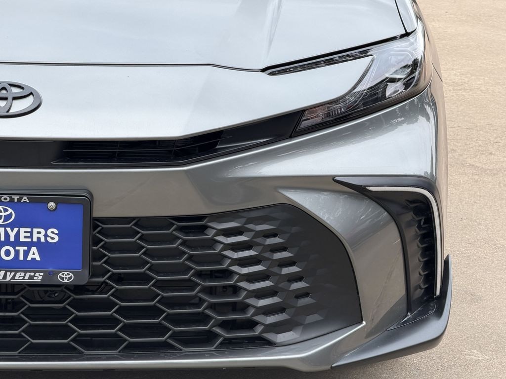 New 2026 Toyota Camry SE Sedan