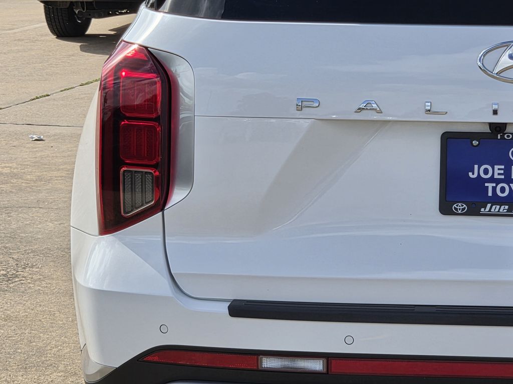 Used 2023 Hyper White Hyundai Limited image 10