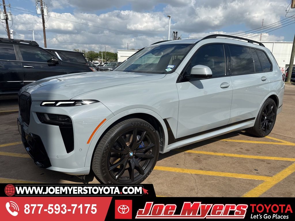 2024 BMW X7 xDrive40i's photo