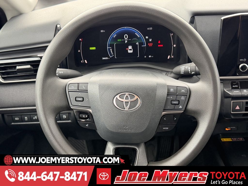 Used 2025 Underground Toyota LE image 15