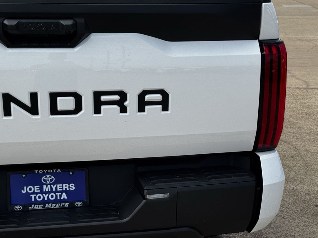 New 2026 Ice Cap Toyota SR5 image 9