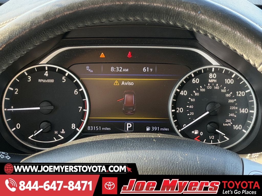 Used 2018 Cayenne Red Metallic Nissan Platinum image 16