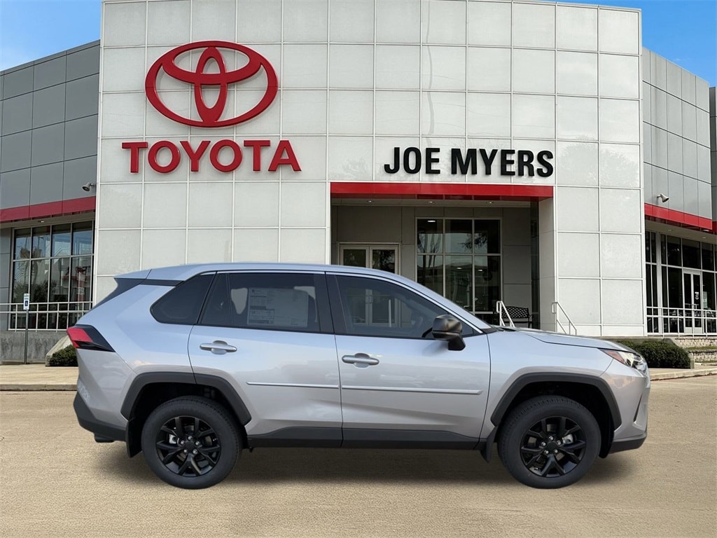 New 2025 Toyota RAV4 LE SUV