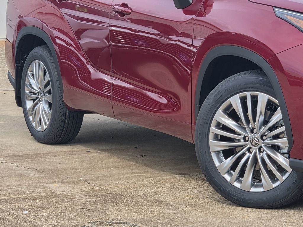 New 2026 Ruby Flare Pearl Toyota Platinum image 11