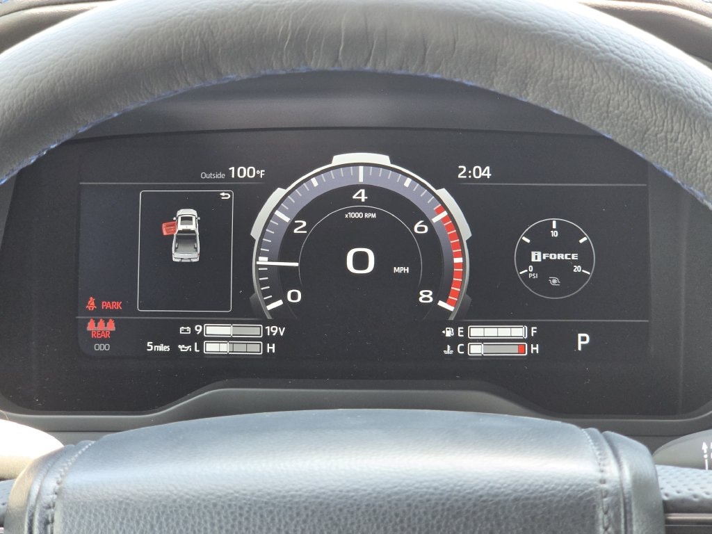 New 2026 Wind Chill Pearl Toyota Platinum image 15