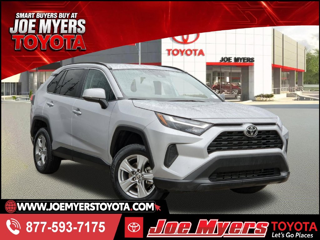 2025 Toyota RAV4 XLE FWD