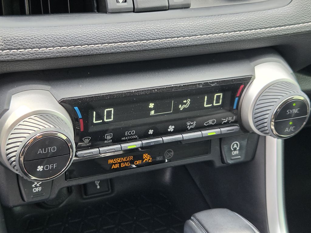 Used 2020 Blueprint Toyota XLE Premium image 20