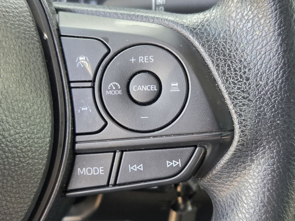 Used 2024 Ice Toyota LE image 22