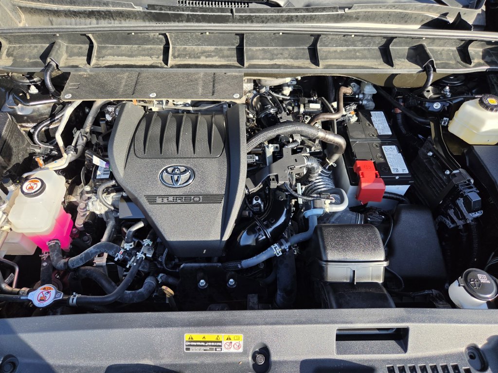 Used 2025 Midnight Black Metallic Toyota LE image 31