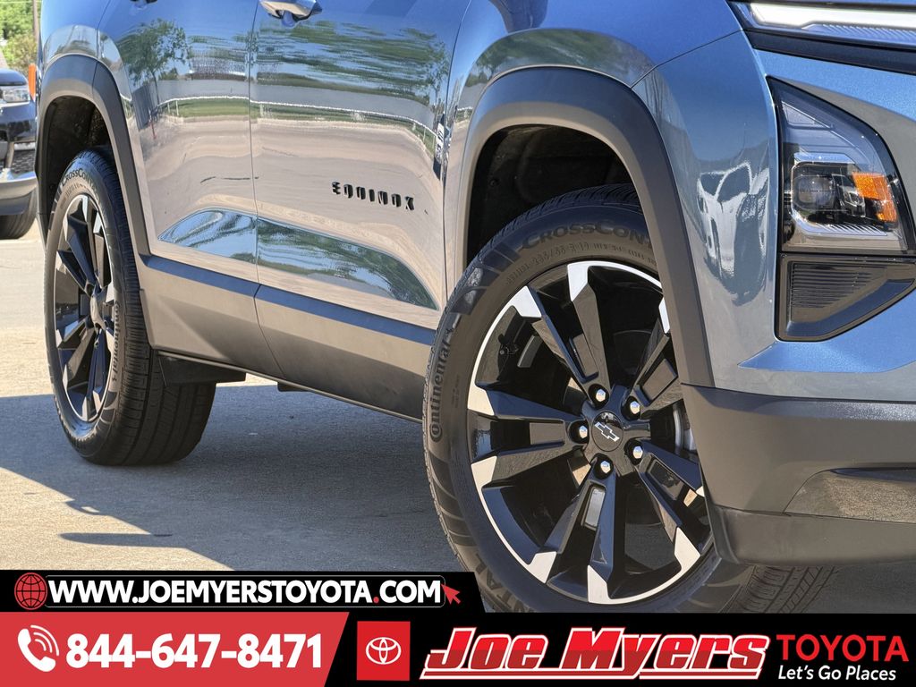 Used 2025 Lakeshore Blue Metallic Chevrolet RS image 12