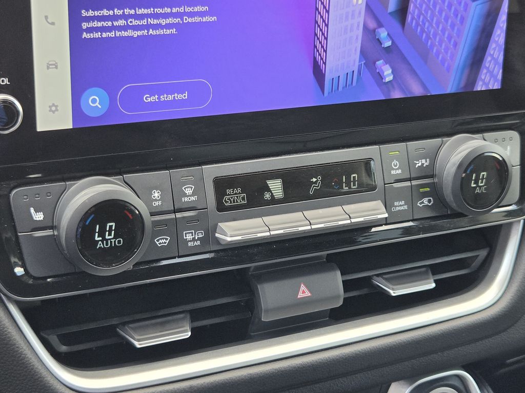 Used 2025 Cloud Toyota XLE image 20