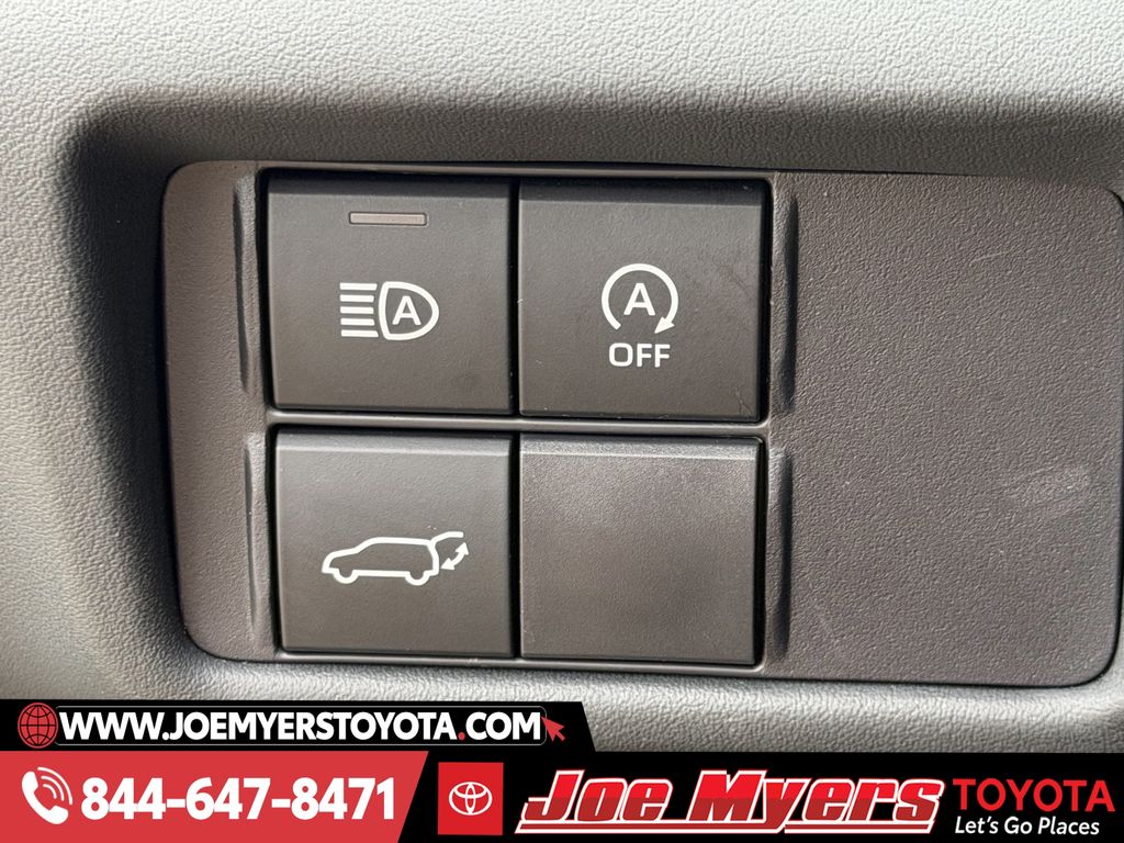 Used 2025 Midnight Black Metallic Toyota LE image 25