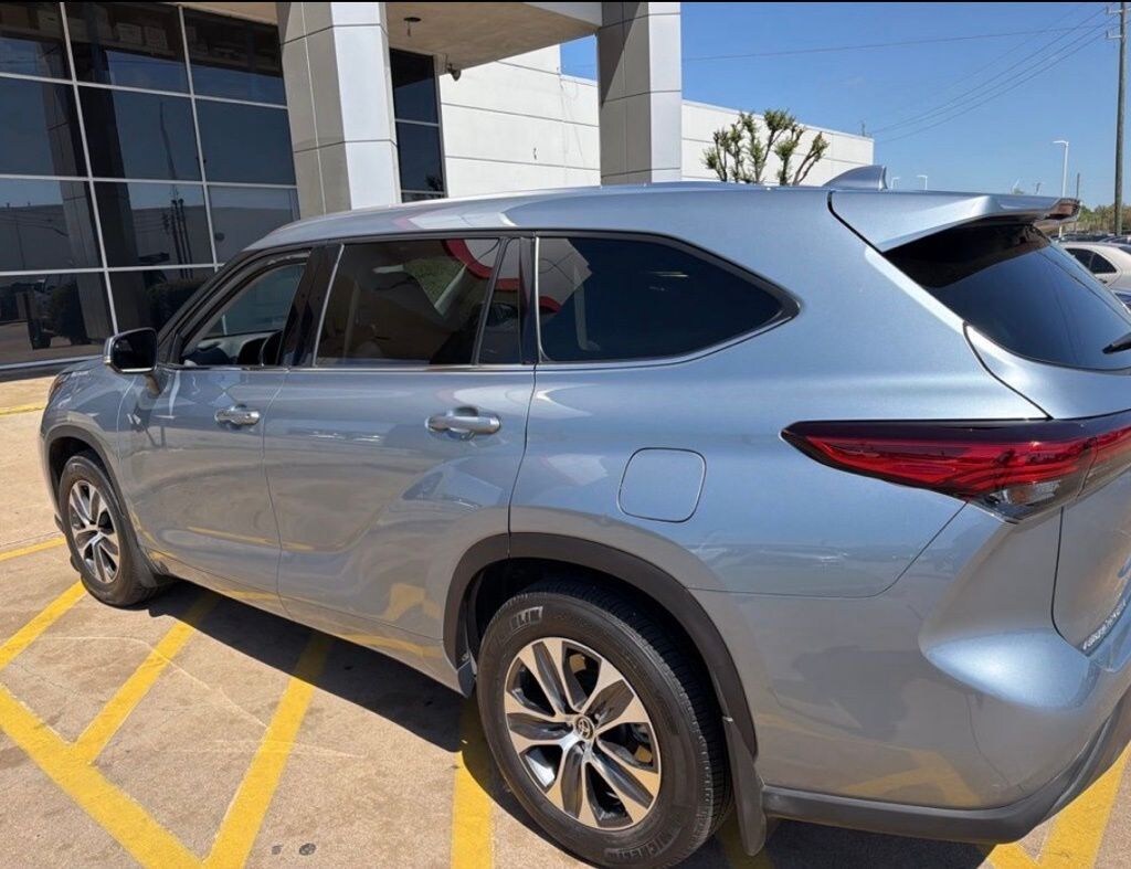 Used 2020 Toyota Highlander XLE SUV