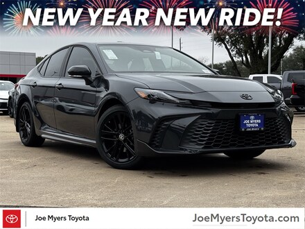 2026 Toyota Camry SE Sedan