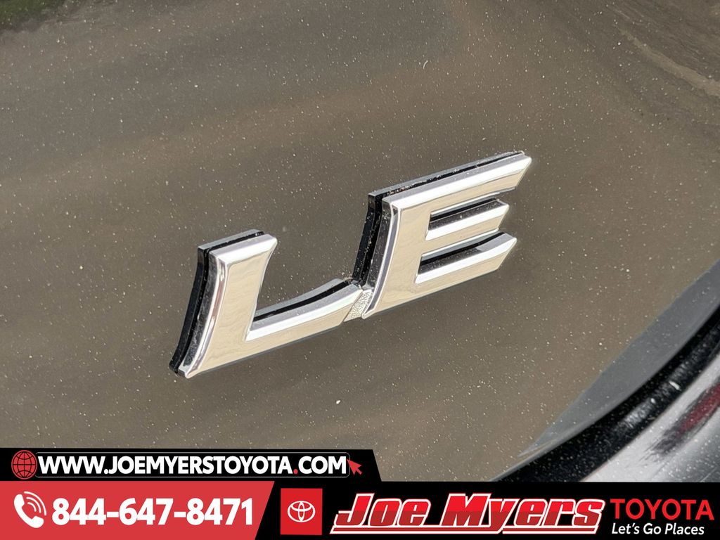 Used 2025 Midnight Black Metallic Toyota LE image 11