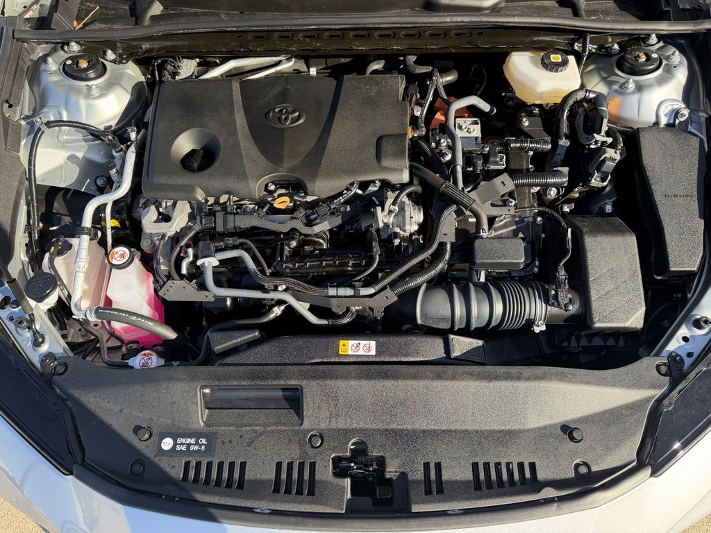 2025 Toyota Camry LE - Photo 30