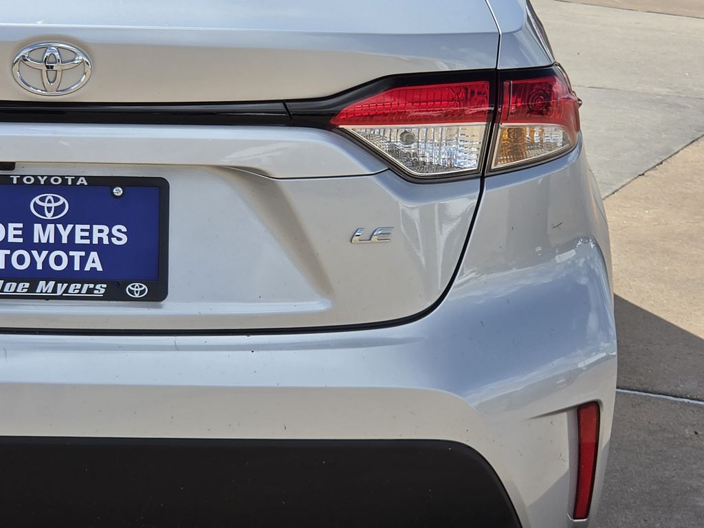 Used 2026 Classic Silver Metallic Toyota LE image 9