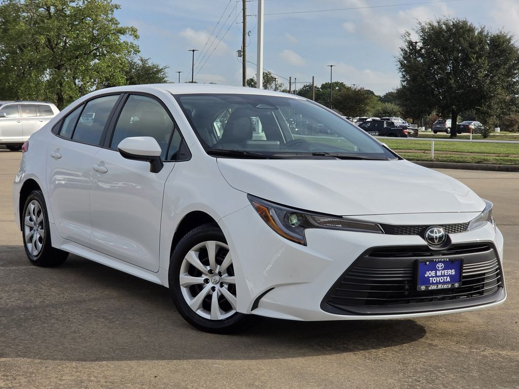 Used 2026 Ice Toyota LE image 2