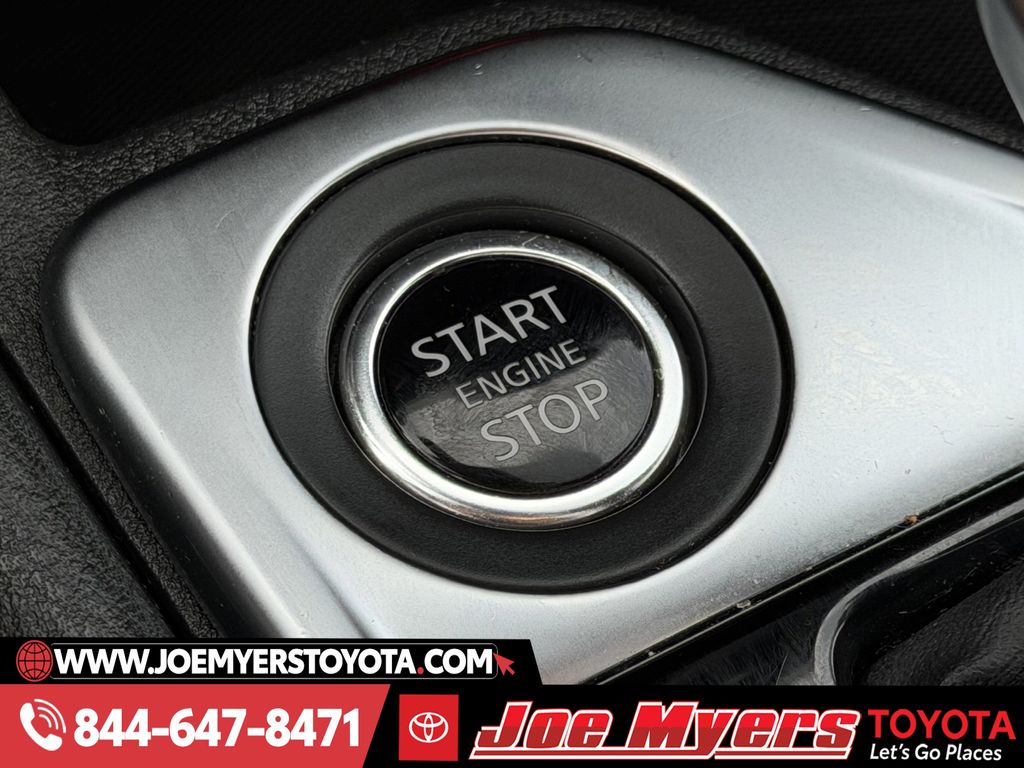 Used 2025 Electric Blue Metallic Nissan SV image 21