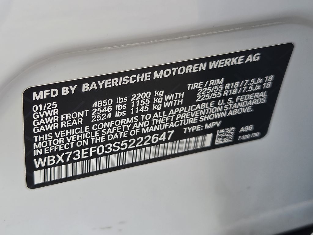 Used 2025 Mineral White Metallic BMW xDrive28i image 32