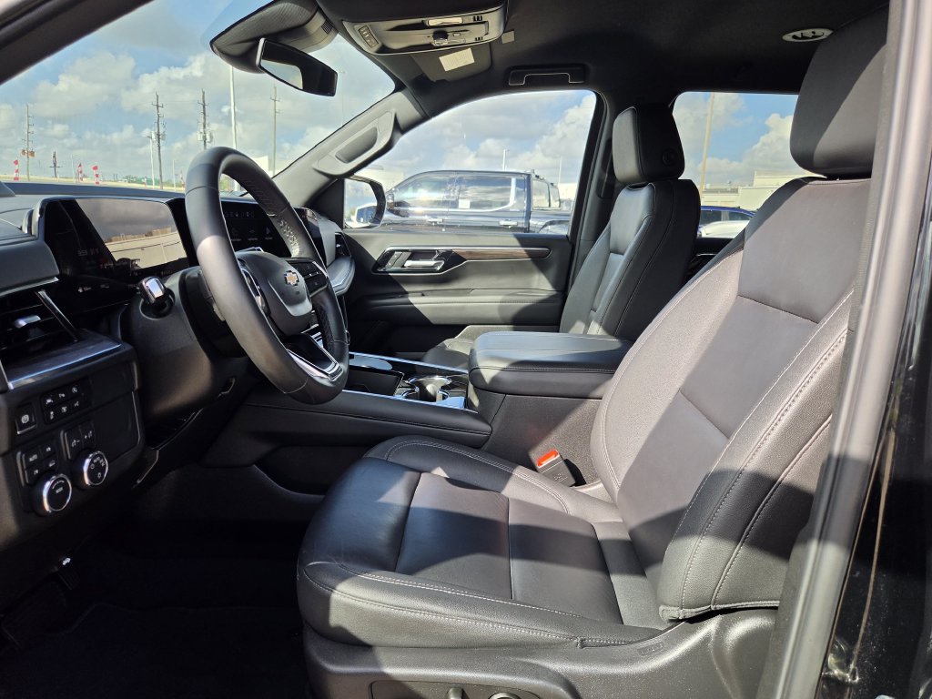 Used 2025 Black Chevrolet LT image 26