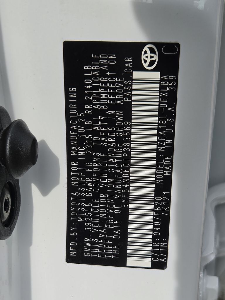 Used 2026 Ice Toyota LE image 30