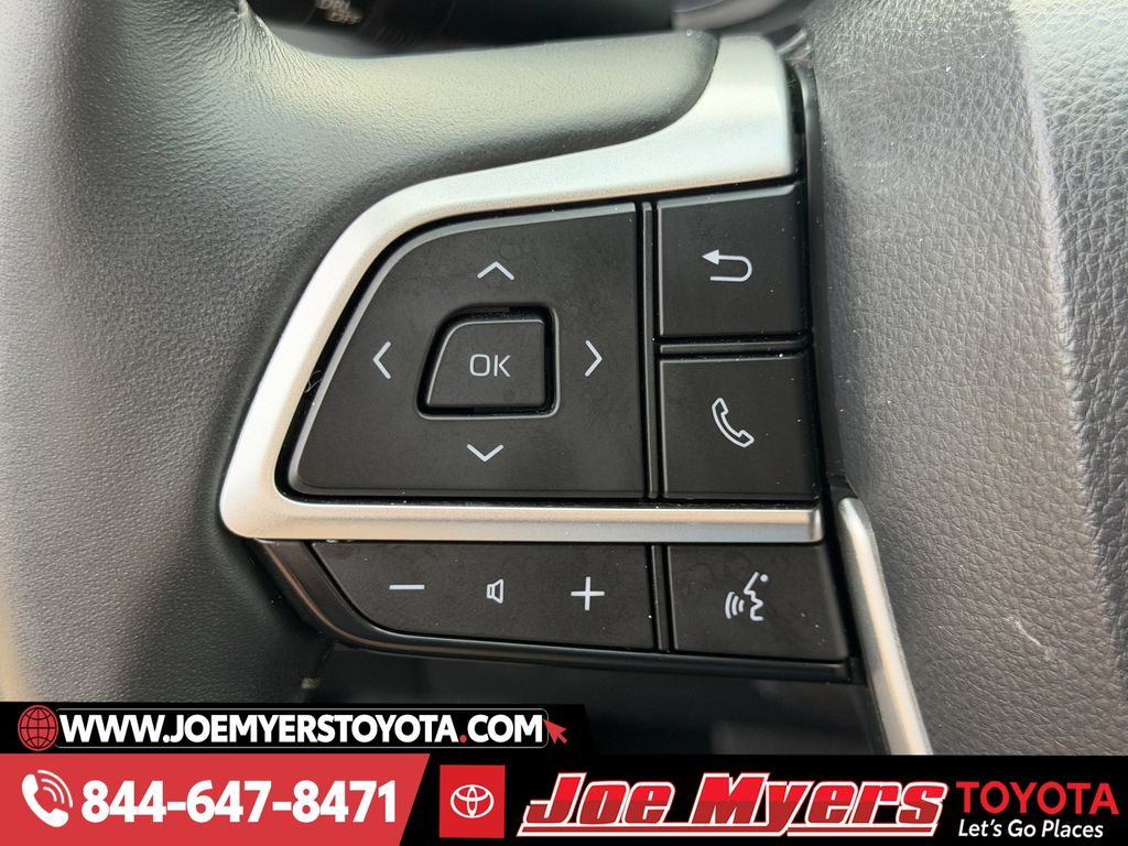 Used 2025 Blueprint Toyota LE image 24