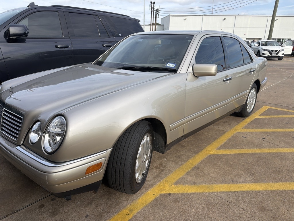 1998 Mercedes-Benz E-Class E 320