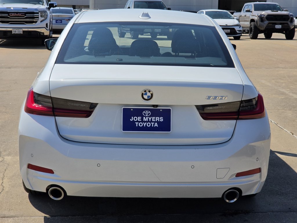 Used 2025 White Metallic BMW 330i image 8